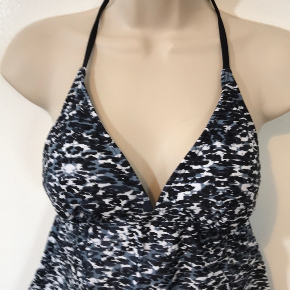 Mossimo Black Tankini Top S NWT - Picture 2 of 4